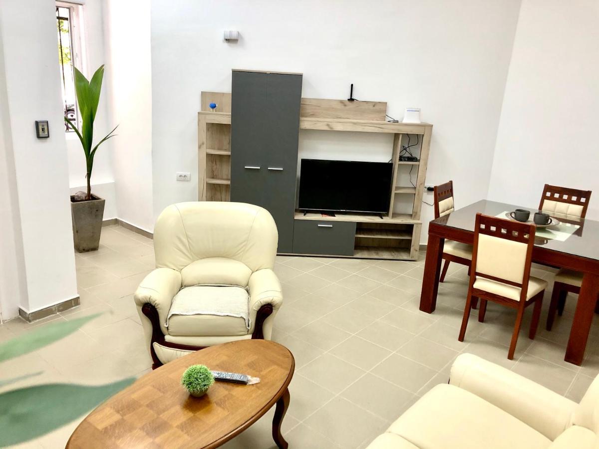 Apartment Tesla Pančevo Eksteriør bilde
