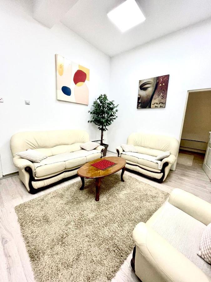 Apartment Tesla Pančevo Eksteriør bilde